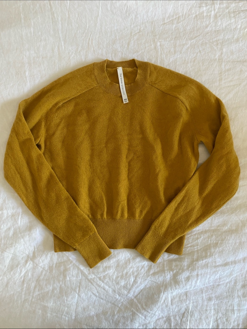The Group by Babaton Aritzia Mustard Cashmere Crewneck Sweater Size XXS